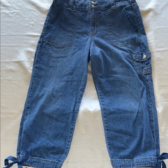 Bandalino Cropped Capri Jeans Tie Hems Stretch Cotton Embroidered Pockets Sz 8 - Picture 1 of 9